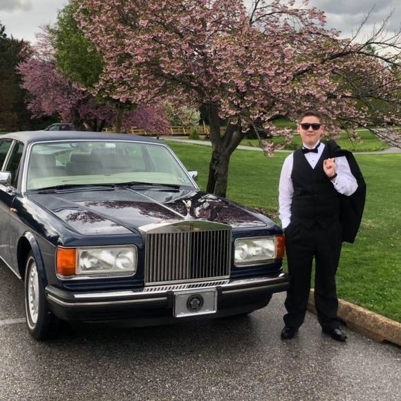 Meet your Posher, Bentley - Picture 1 of 1